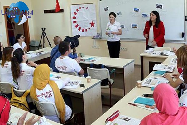 متدهای آموزش زبان ترکی استانبولی در آموزشگاه ایساتیس
